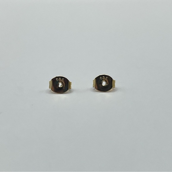 0.25 CT Natural Diamond Studs - Picture 9 of 9